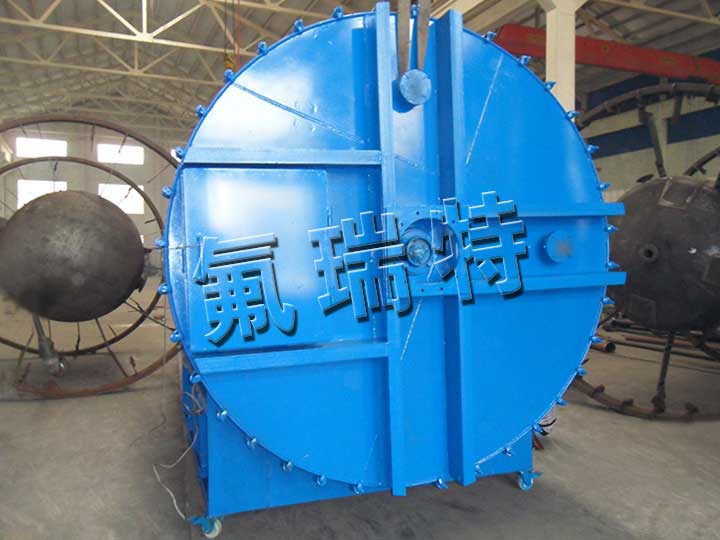 鋼襯塑儲罐、反應釜